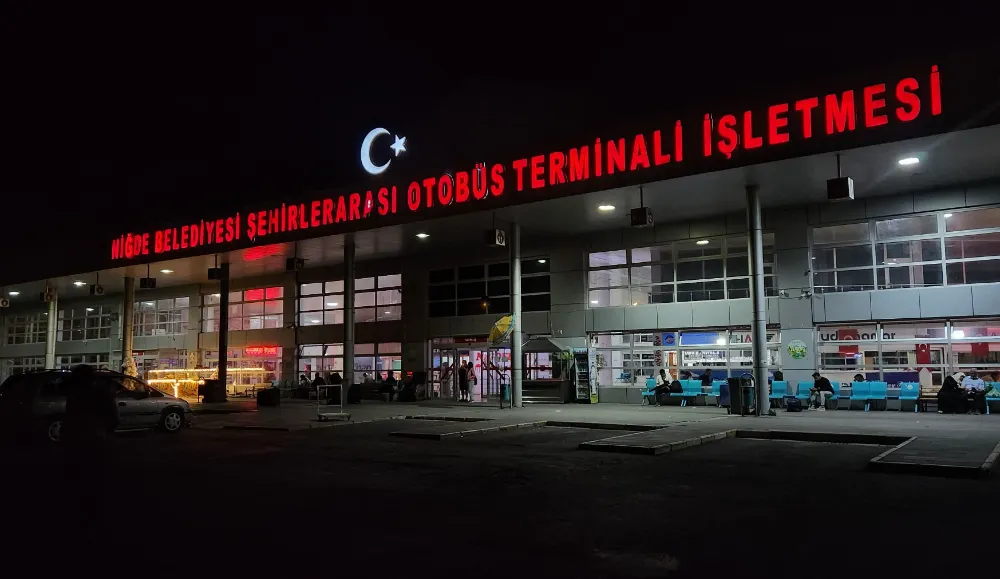 Kar yağışı, şehirlerarası otobüs seferlerini de aksattı