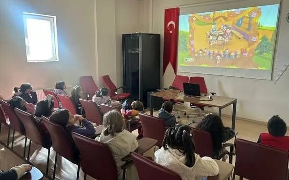 Minik öğrenciler tarımla buluştu