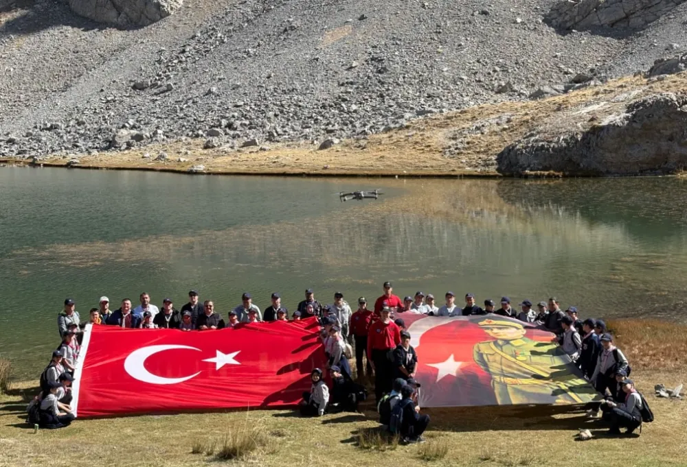 Niğde Protokolünden Gençlere Destek: Bolkar Dağları’nda Doğayla Buluşma