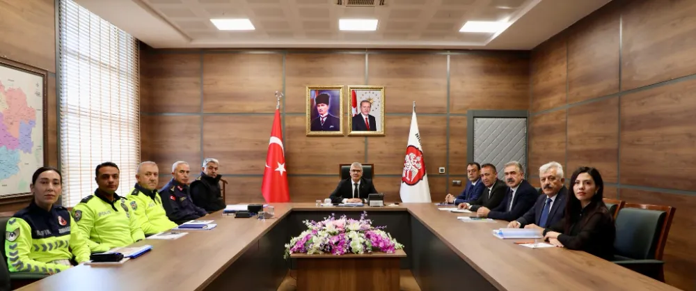 Vali Çelik, 