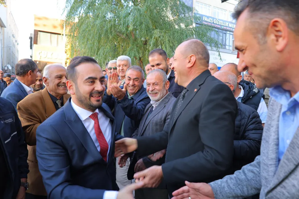 AK Parti Niğde İl Başkanı Eren Teşkilatla İlk Toplantısını Gerçekleştirdi 