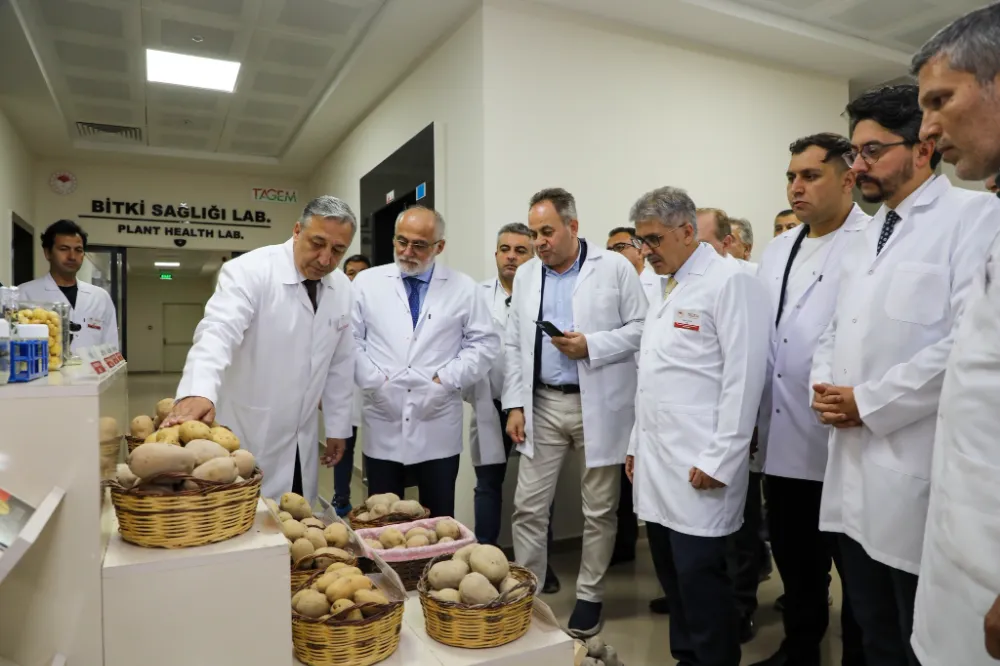 Vali ÇELİK ve Migros Yetkilileri Patates Araştırma Enstitüsü