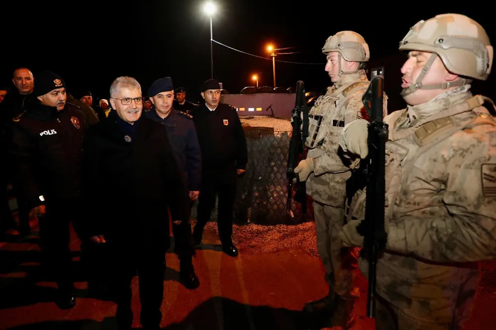 Vali Çelik: 