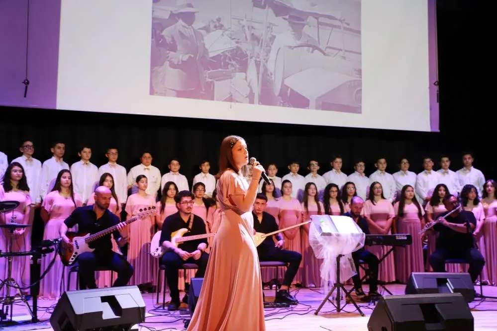 Niğde’de şiir ve müzik dolu akşam: 