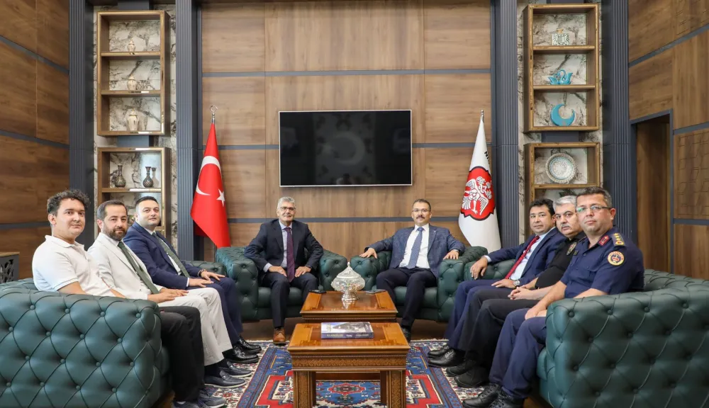 Niğdeli Iğdır Valisi Turan
