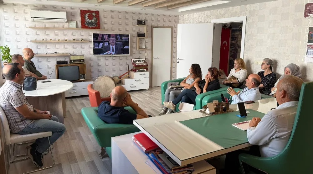 Yaşam Boyu Öğrenme Odaklı Kapsamlı Kurslar